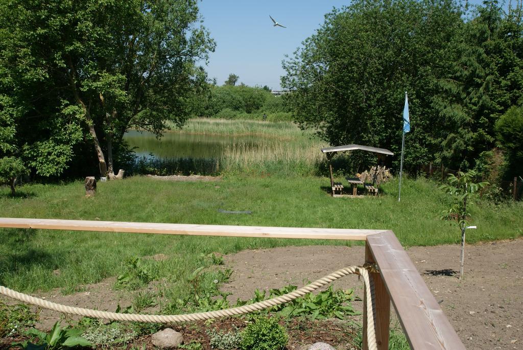 Ferienwohnungen Am Kleinen See Берген-ауф-Рюген Экстерьер фото