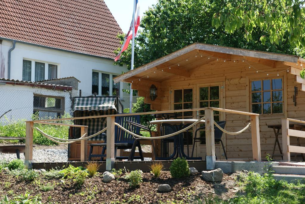 Ferienwohnungen Am Kleinen See Берген-ауф-Рюген Экстерьер фото
